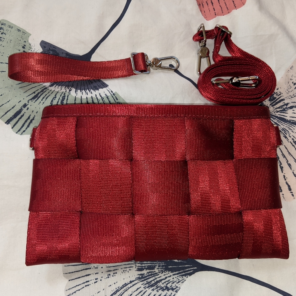 Harveys Scarlet Red Hippack
